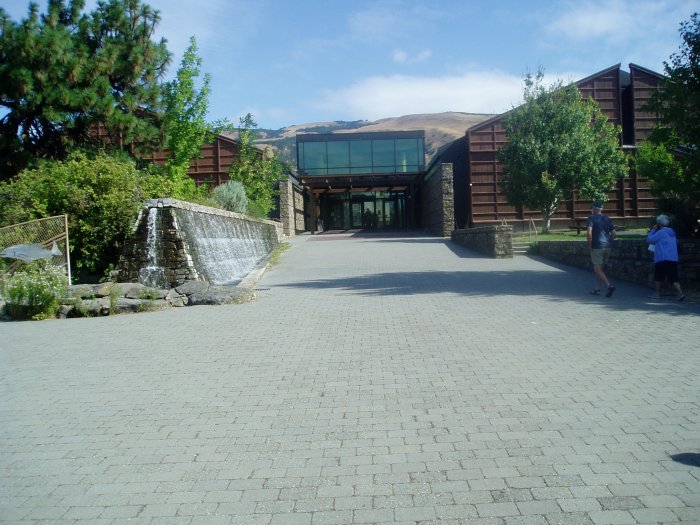 Columbia Gorge Discovery Center and Museum, with exhibits on the Ice Age and geology of the region