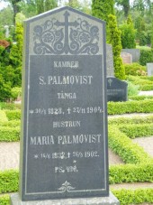 My great-great-grandparents' grave in Valinge, Sweden.  'Kamrer' means accountant and 'hustrun' means housewife.  The 'S.' stands for Sven.  He was the town banker.